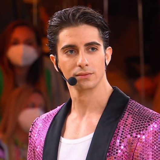 xattorneyx's tweet photo. Stasera ha perso il talento. Ma noi sappiamo la verità ❤️
#Amici20 https://t.co/pnMnmy4uhO