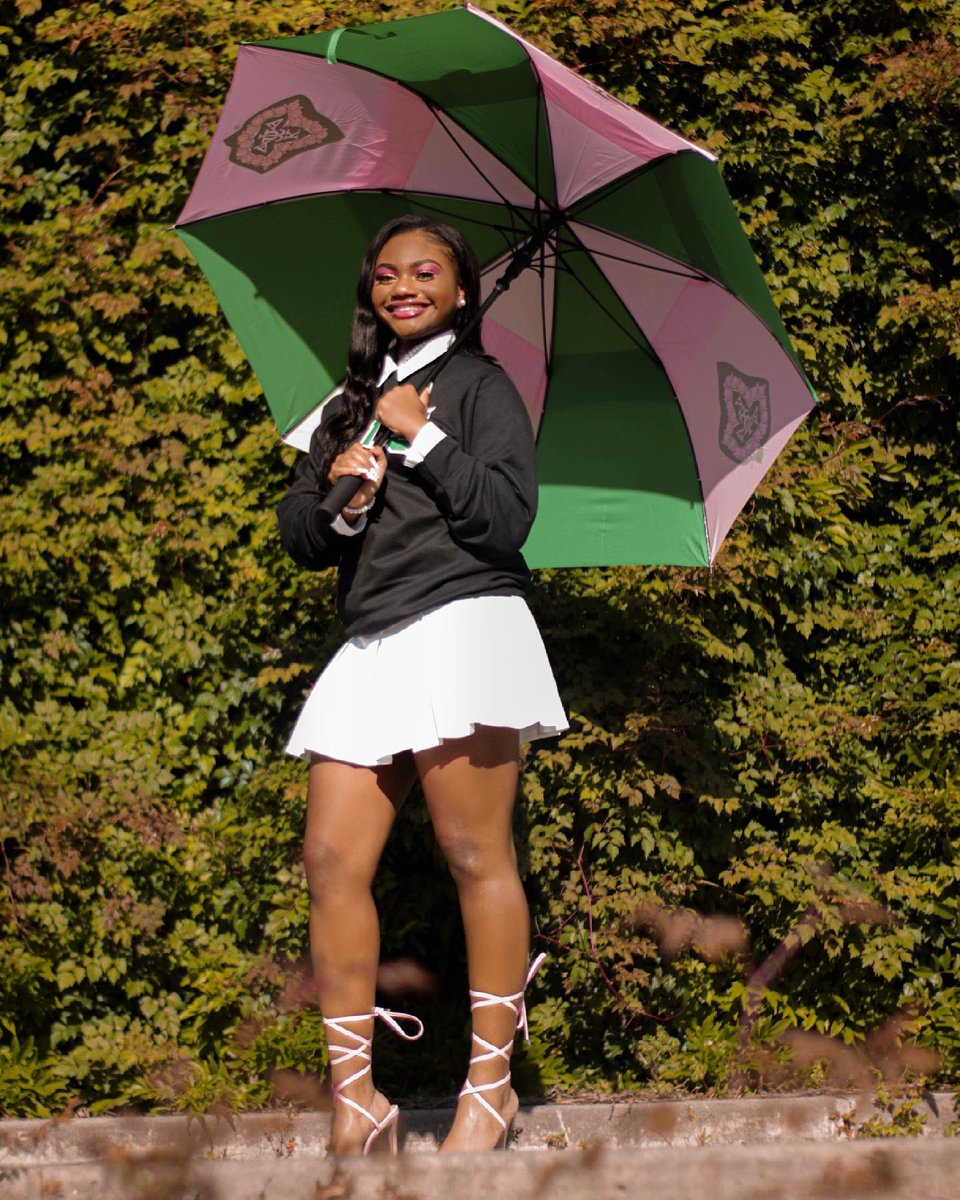 jadanunique's tweet photo. PHIRST place isn’t everything. It’s the ONLY thing. 💕💚 #aka #alphakappaalpha https://t.co/nJNGRz1Cwj