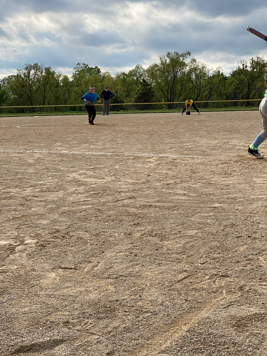 PSA_Freedom's tweet photo. Kennedy #4 pitcher for our first game here at @HawaiianHitfest #hawaiianhitfestfp2021 #PSAFreedom14C https://t.co/e3IrSCGJNN
