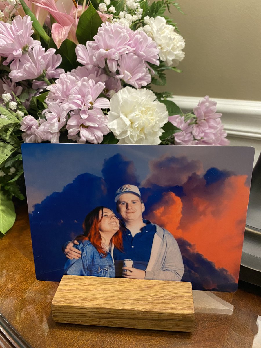 demiries tweet media