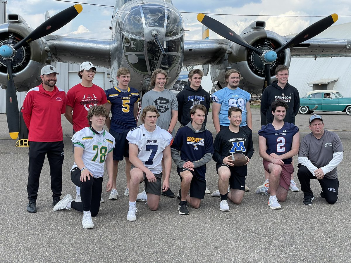 CarsonCyr's tweet photo. Proud to be selected as a MN BOMBER @SpecialTeamsFB @TCTitan2 #STFA #Bombsquad https://t.co/gNkhgEByvh