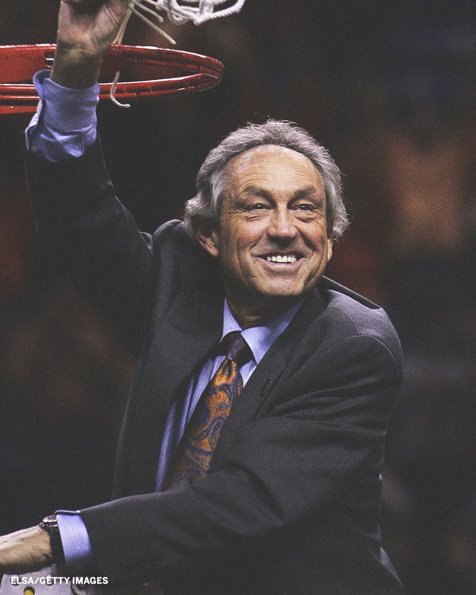 Two legendary college basketball coaches, Kim Mulkey and Eddie Sutton, enter the Hall of Fame 👏