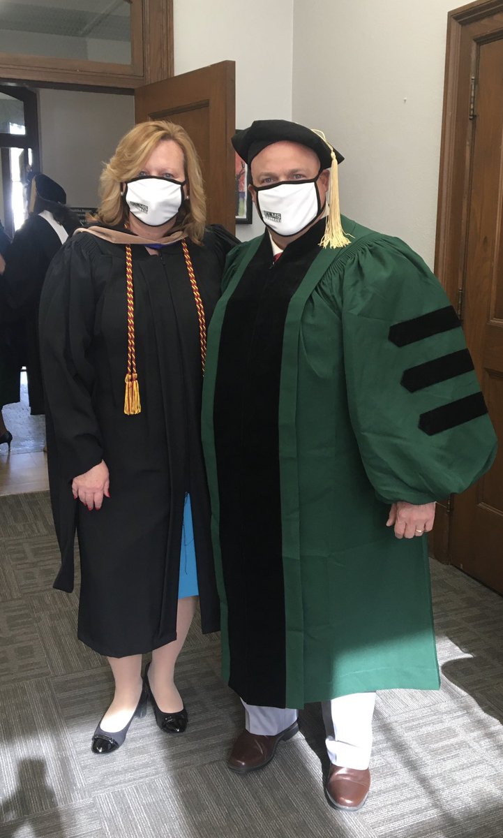 elmsMBA's tweet photo. Congratulations to MBA Alum ⁦@SheriffCocchi⁩ on your honorary degree today! https://t.co/abfUGx5Q43