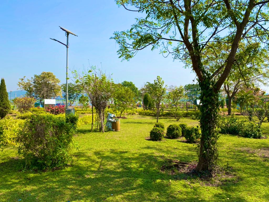 manas_muduli's tweet photo. One of the very well managed park near #Ansupa Lake. You relax here for sometime while visiting Ansupa and enjoy the greenery all around. #IncredibleOdisha https://t.co/2QEFnQXj9m