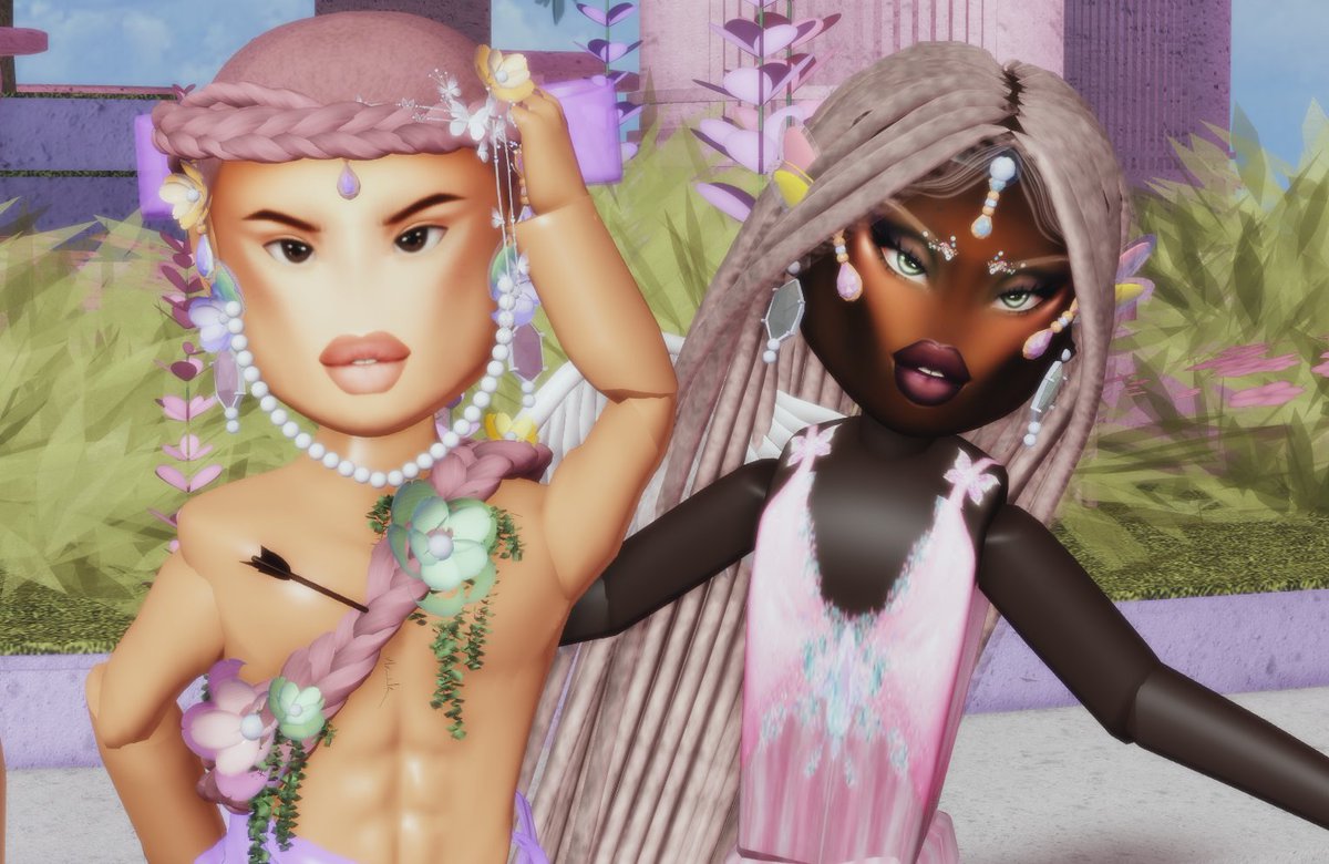 LunaDollRBLX tweet picture