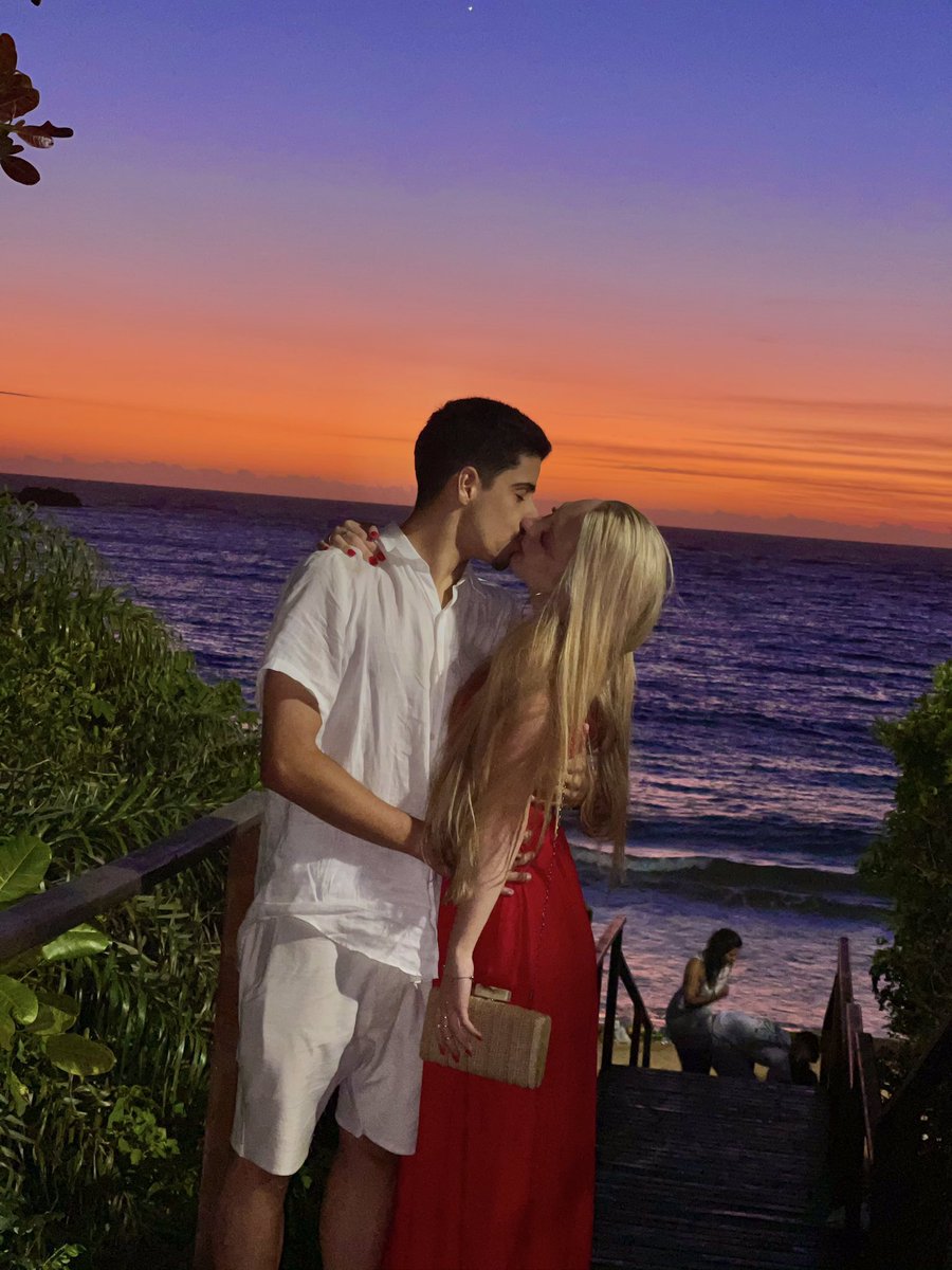 Orla Beach (@orlabeach) on Twitter photo 