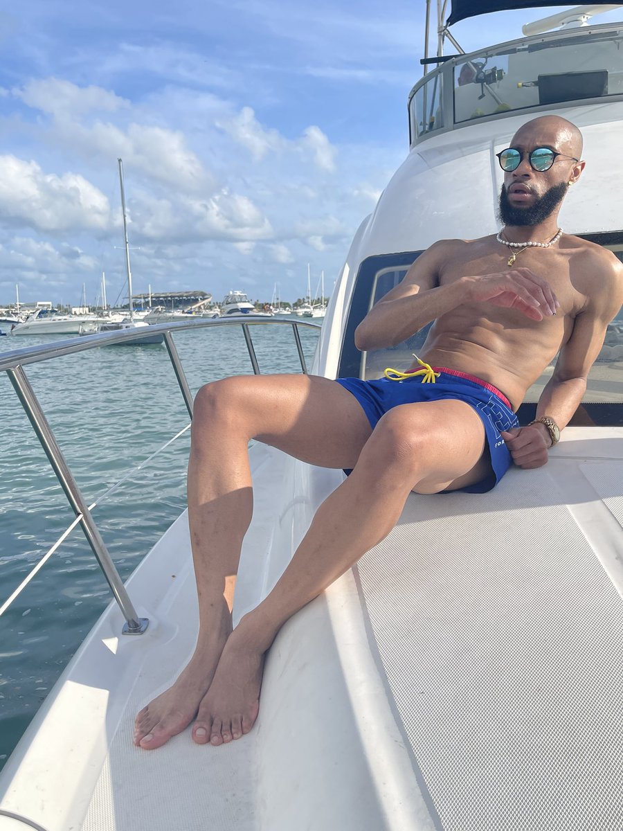 _JayRaphael's tweet photo. wassup miami.. ☀️ https://t.co/3E1H5kTjmx