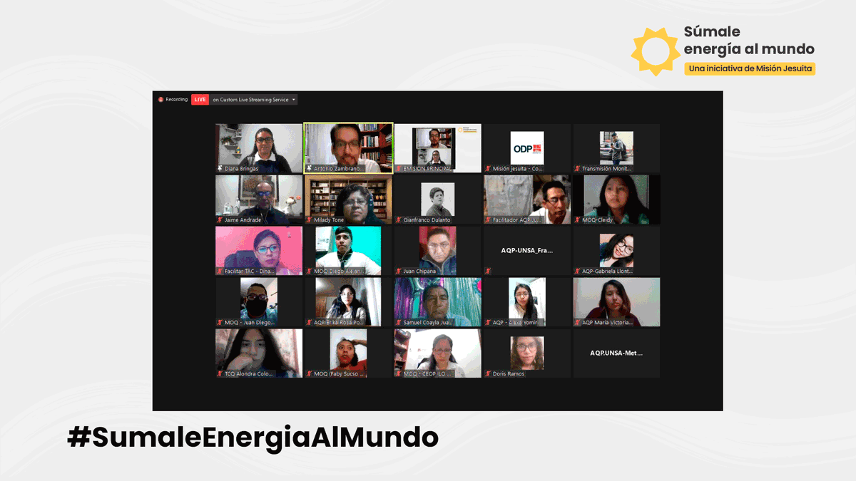 MisionJesuita's tweet photo. #SumaleEnergiaAlMundo 
¡Muchas gracias a todos los #jóvenes líderes, a los congresistas y al Ministro @GQuijandriaA por sumarse al diálogo en búsqueda de un Perú más comprometido con el ambiente!
🌏🌳🙌 https://t.co/UT9CNVyS7b