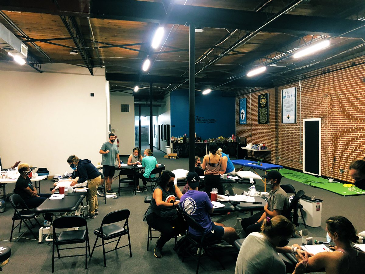 BenjaminEnglan5's tweet photo. 20 Physical Therapists tackling new skills in dry needling with electricity as an integral part of clinical practice. Learn from the worldwide leader in DN and Spinal Manipulation Education! @osteopractor #AAMT! #Raiseyourgame #choosePTfirst https://t.co/D0yUfLkkep