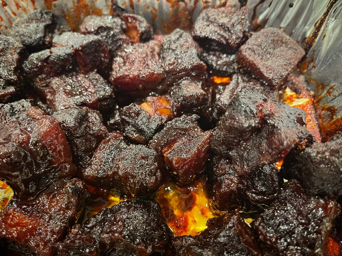 Also the <a href="/BBQ_Art/">Old Arthur's BBQ</a> pork belly burnt ends were fantastic. Go get you <a href="/soulfoodscholar/">soulfoodscholar</a>’s new book Black Smoke for the recipe, order some Old Arthur’s sauce and rub, and make these ASAyesterday. <a href="/KBQ/">KBQ</a>