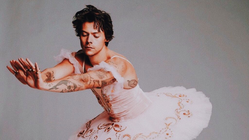 hstyIwt's tweet photo. yes mom, this is my idol https://t.co/GDxBXufgXJ