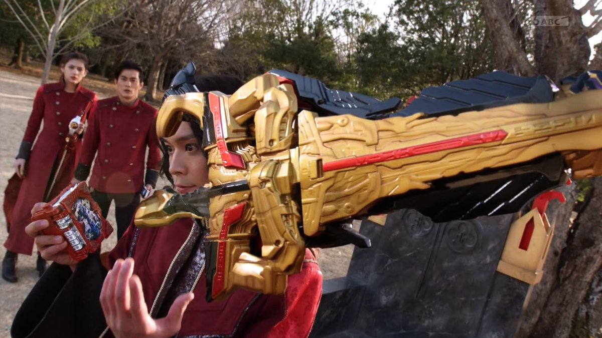 仮面ライダーセイバーで 仮面ライダーソロモン が話題に トレンドアットtv