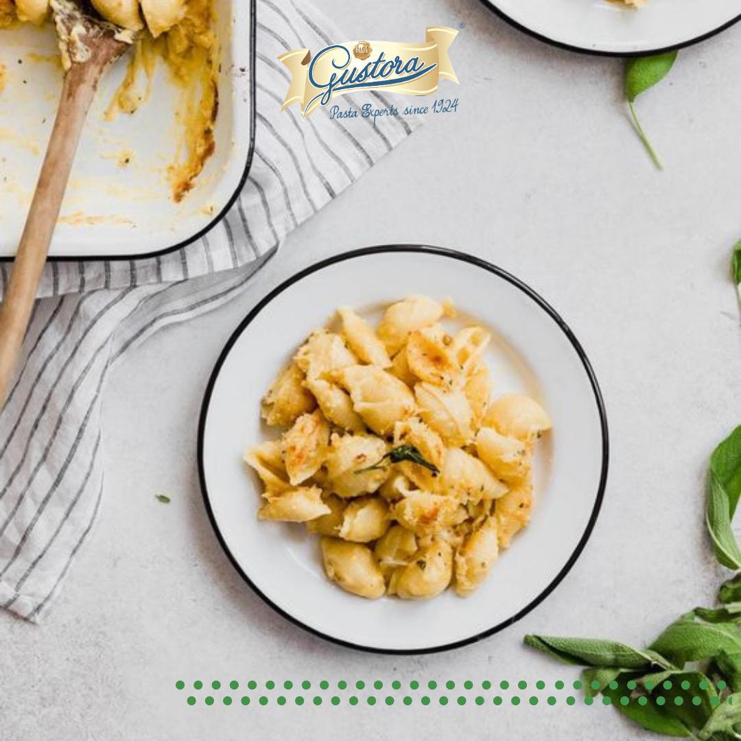 gustora_foods's tweet image. Shell full of flavours. 

#gustora #pastadish #summerpasta   #pastalovers #yummy #tasty #delicious #chef #cooking #olives #india #italianpasta #authenticpasta #egglesspasta #durumwheatpasta