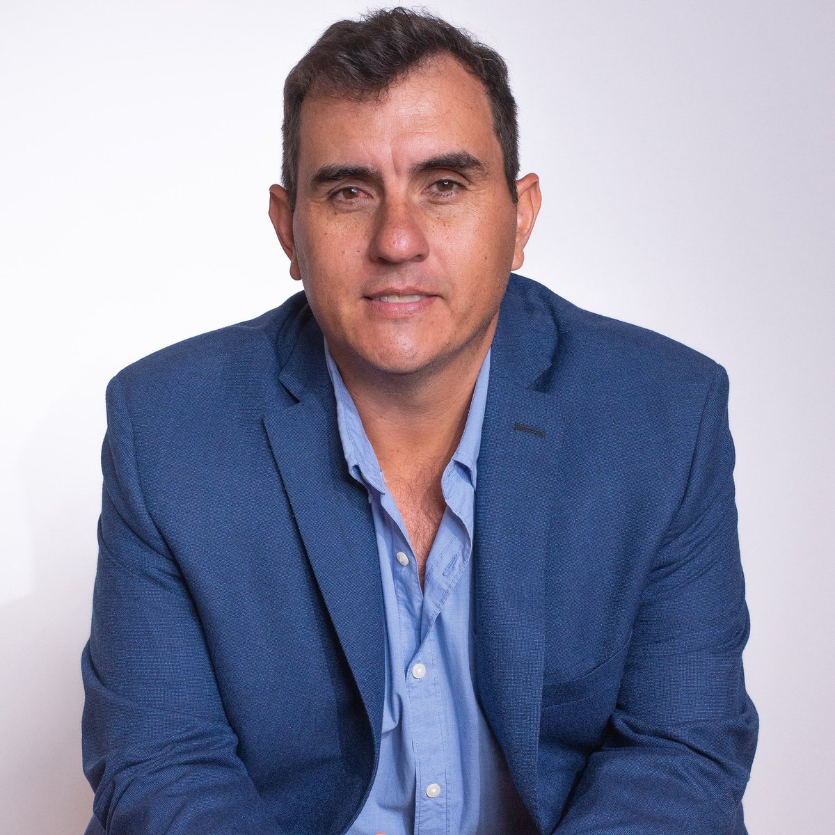 Feliz y orgulloso de anunciar que voy a participar de las elecciones 2021 como candidato a Concejal por la Capital salteña 🙌🏼 acompañando a un gran amigo y compañero de la política como lo es Miguel Isa <a href="/miguelisaok/">Miguel Ángel Isa</a> , actual Presidente del PJ. 🤝🏼
#elecciones #Salta #PabloALopez