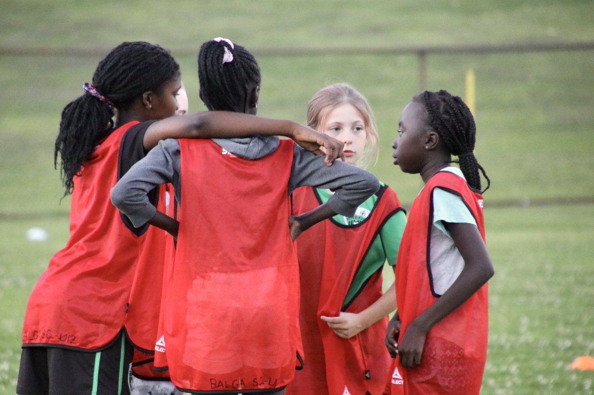 jesswarriner's tweet image. At this Perth soccer club, kids registration fees were a barrier to participation — so it waived them in exchange for parents' time 

abc.net.au/news/2021-05-1…