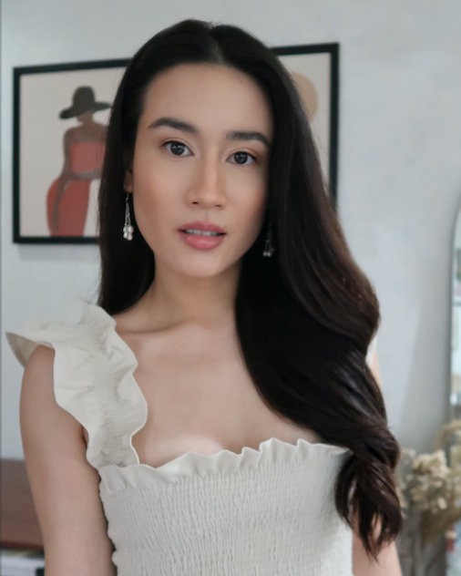 RX931's tweet photo. Who's ready to chill out with some hip hop and RnB hits with @KarlaAguas? ๐
It's #Hip16 monsters! Get ready for all your faves till 12nn! โจ
Greets? Requests? Send them in! #IAmAMonster https://t.co/UUKb39wnEU