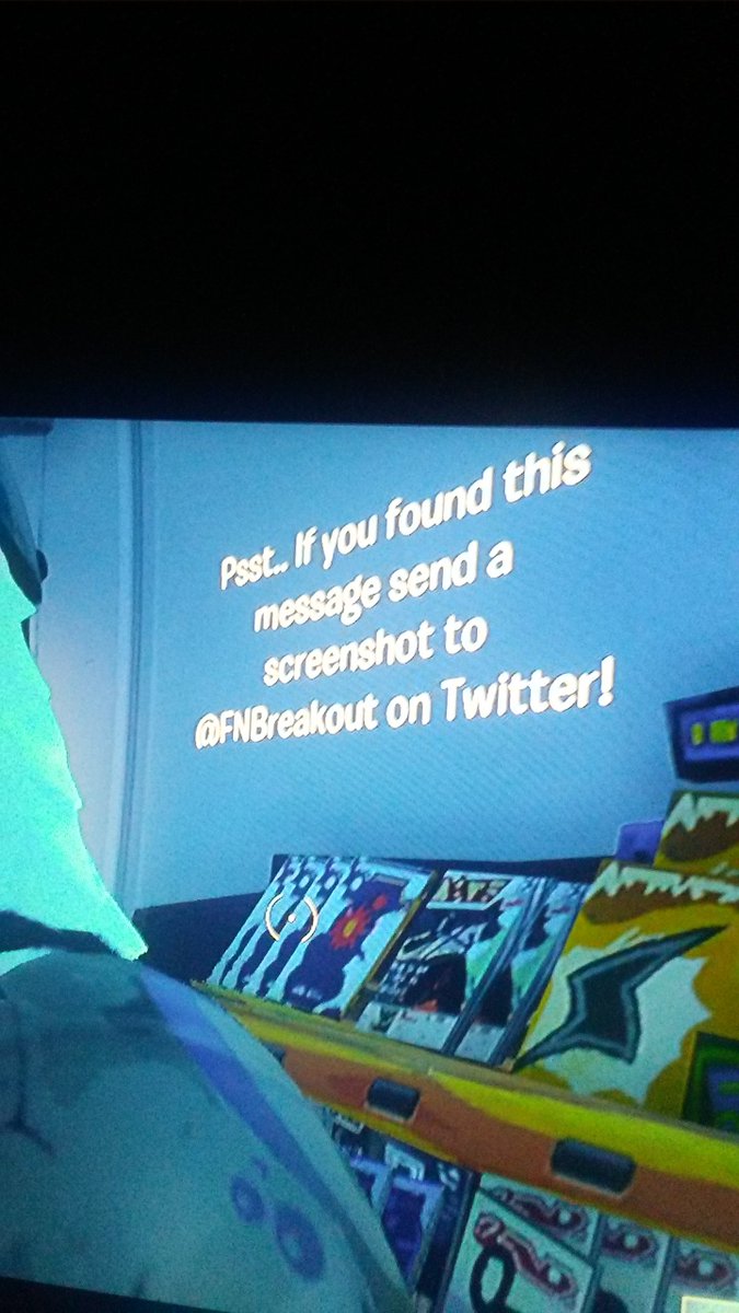 YouTuber Chic tweet media
