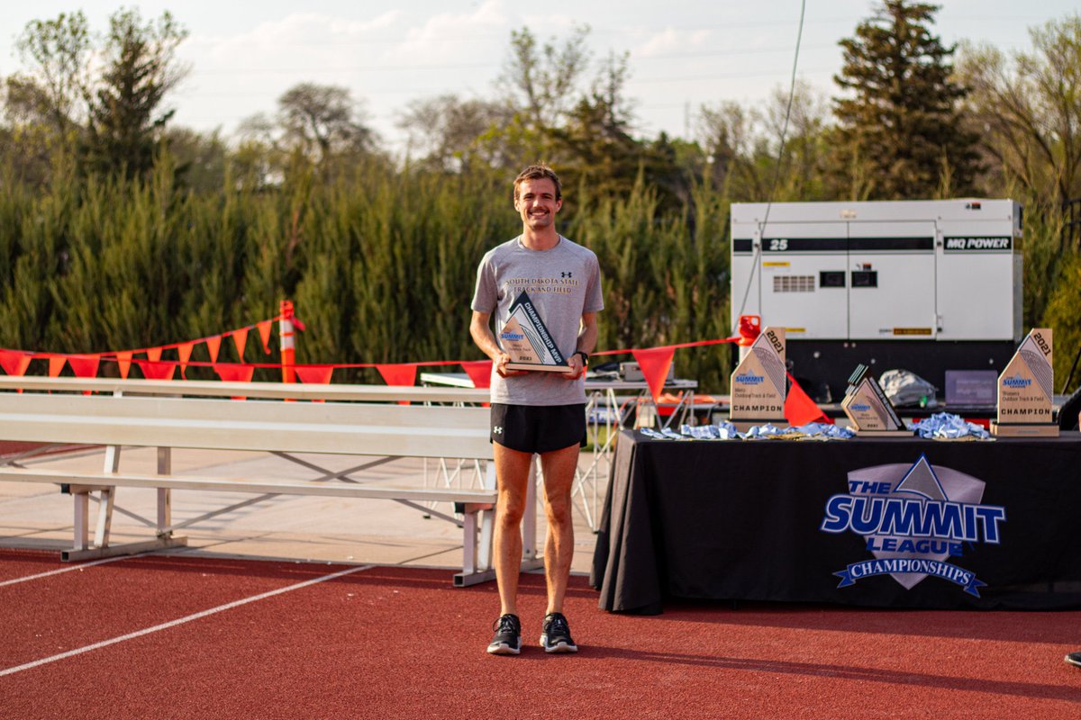 GoJacksTFXC's tweet photo. 🔥Most Outstanding Performer: Coby Hilton 

🔥Track MVP: Josh Yeager

#GoJacks | #BringTheBlue https://t.co/5VVt4ttfQ9
