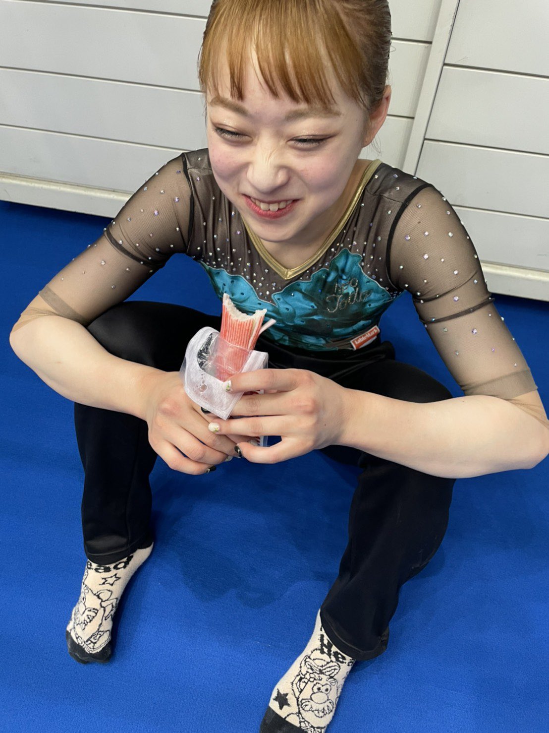 平岩優奈 エロ 応援ありがとうございました！ たくさんのメッセージゆっくり見させていただいてます☺️  体操が好き！体操が楽しい！という気持ちが1番大きくてとっても楽しかったです。まだまだ行ける。そんなふうに思えました。  セブンのカニカマが大好きで試合前に ...