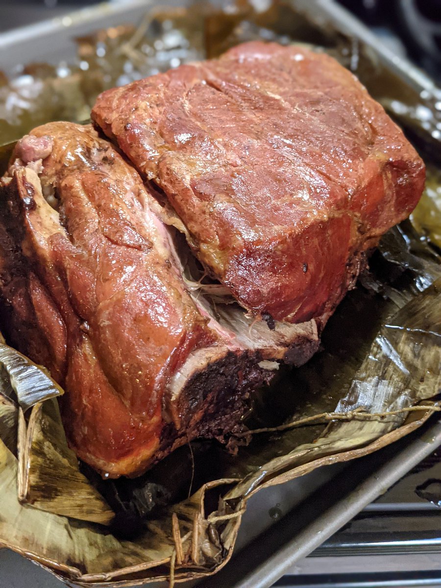 Sokookooo's tweet photo. Some Pancit an kalua Pork that I did on the smoker. So good I think I might of got @altonbrown and Maybe @TheRock might eat. https://t.co/xvqkBqWIjY