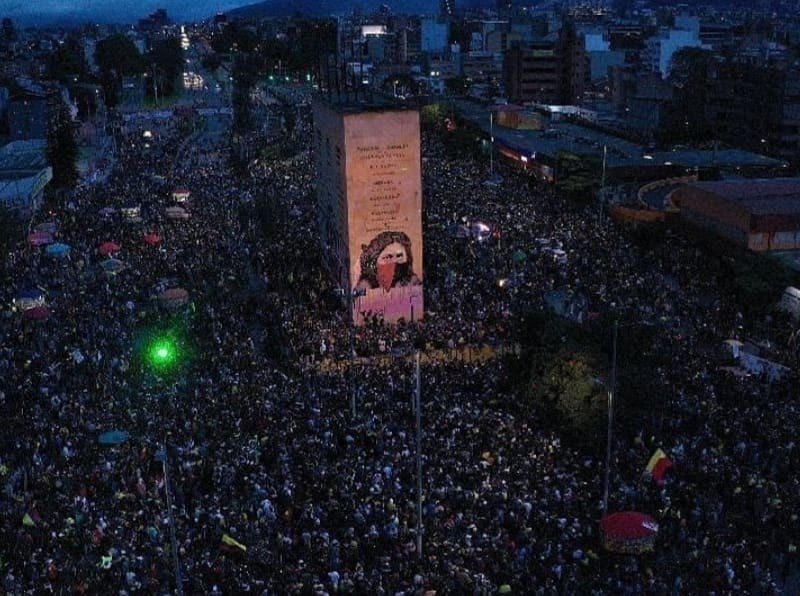 JuanitaGomezL's tweet photo. Impresionante #Bogotá #15Mayo https://t.co/igiNl20Rxn