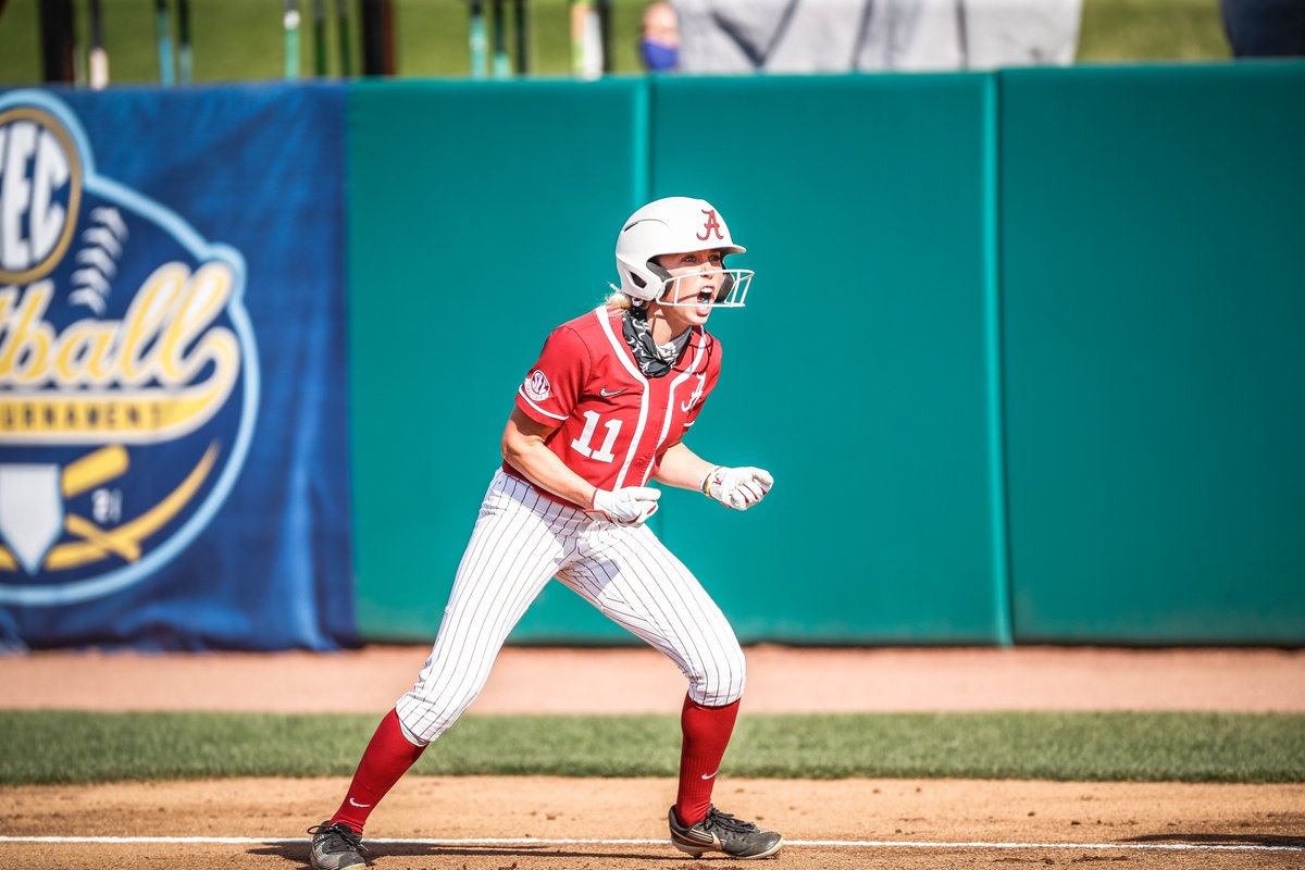 AlabamaSB's tweet photo. RECAP | Alabama Softball Wins 2021 SEC Softball Tournament Championship

📰: https://t.co/9BWUMmyHeO

#Team25 #RollTide https://t.co/CKdssjAknD