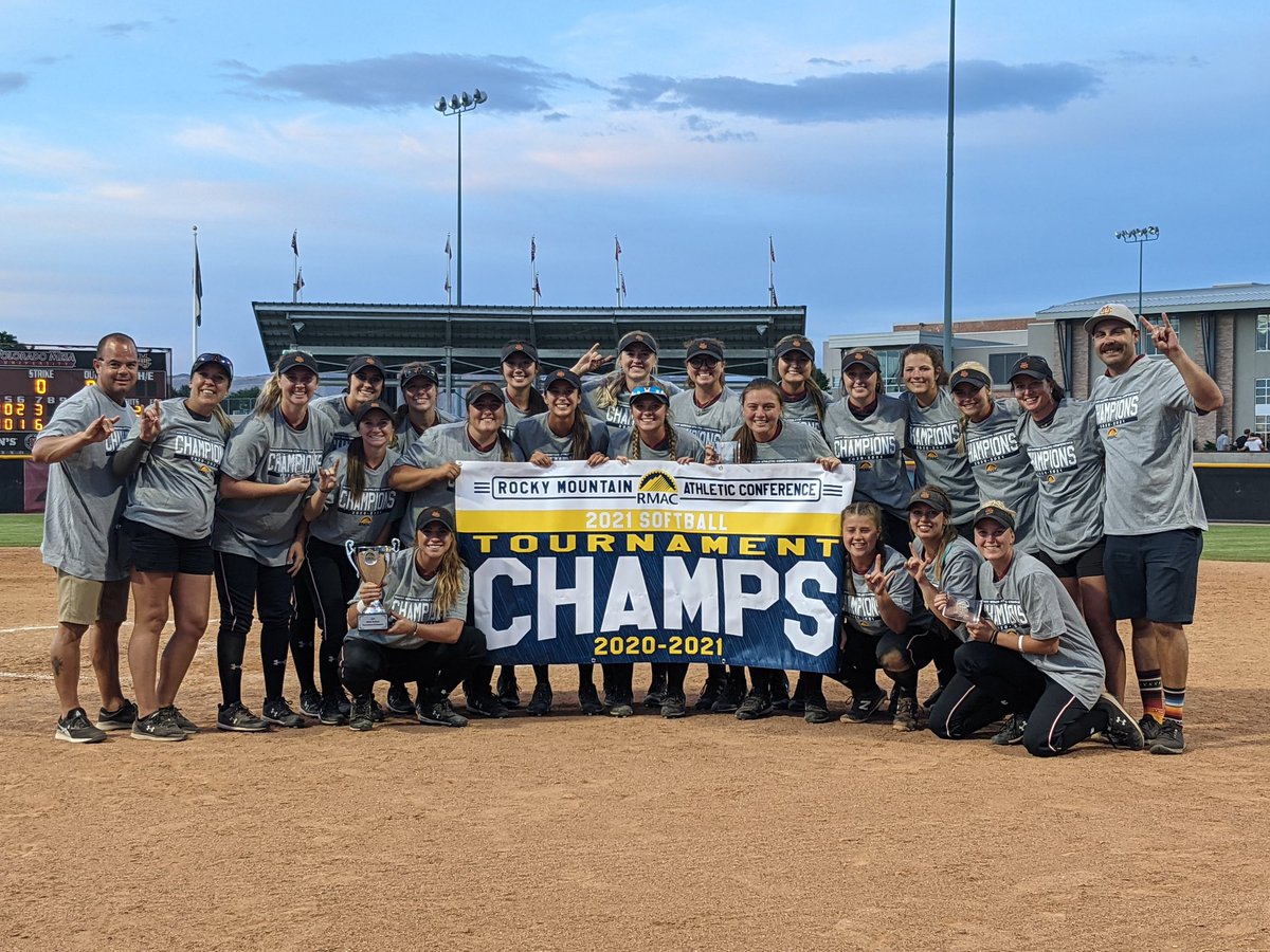 RMAC_SPORTS's tweet photo. Congratulations to the 2021 #RMACsb Tournament Champions...@CMUMavericks!

#ChampionshipsElevated #RumbleMavs #NCAAD2 https://t.co/JlZj8KIDZ5