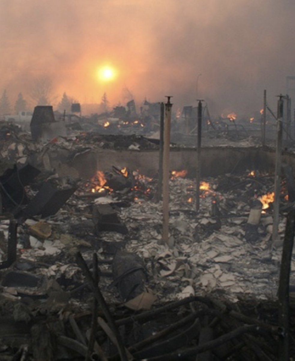 iceTyyc's tweet photo. It’s the 10 year anniversary of the Slave Lake Fire. I was honoured to be able to go up with @chiefmcmullen and many others to give @KarinaPMed a hand. Some great people in that town!  #SlaveLake @CANTF2 https://t.co/l5Z8hcblgK