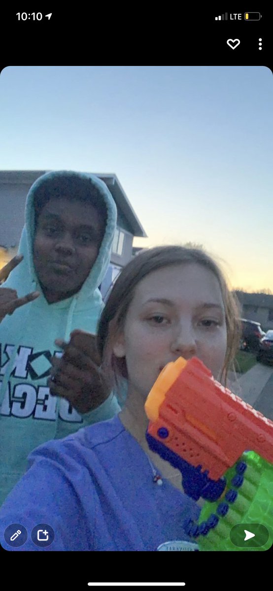 abby54734768's tweet photo. Abby from cocked and loaded gets a double kill on abdu and mo from village warriors 🔫🔫🔫😚 @AnokaWar https://t.co/Ut0wGgPTee