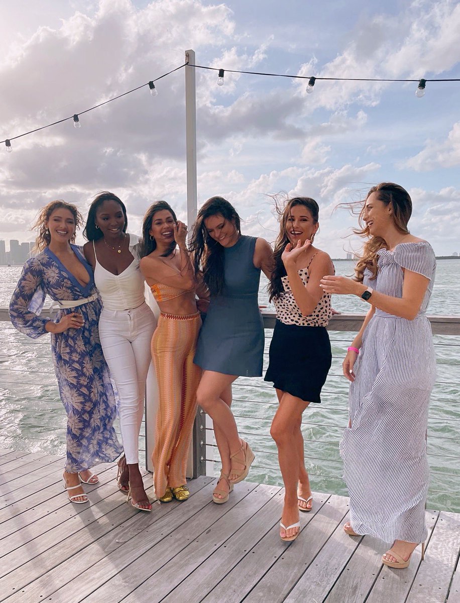 MJ_Lastimosa's tweet photo. As you all know our batch mu2014 is the most solid w our annual reunions, since pandemic postponed our 2020 plans I’m just glad to be able to catch up a few of them here in Florida where we actually competed in jan 2015 ❤️👑✨ #utg #mu2014 #sisters https://t.co/KH22mCYXVg