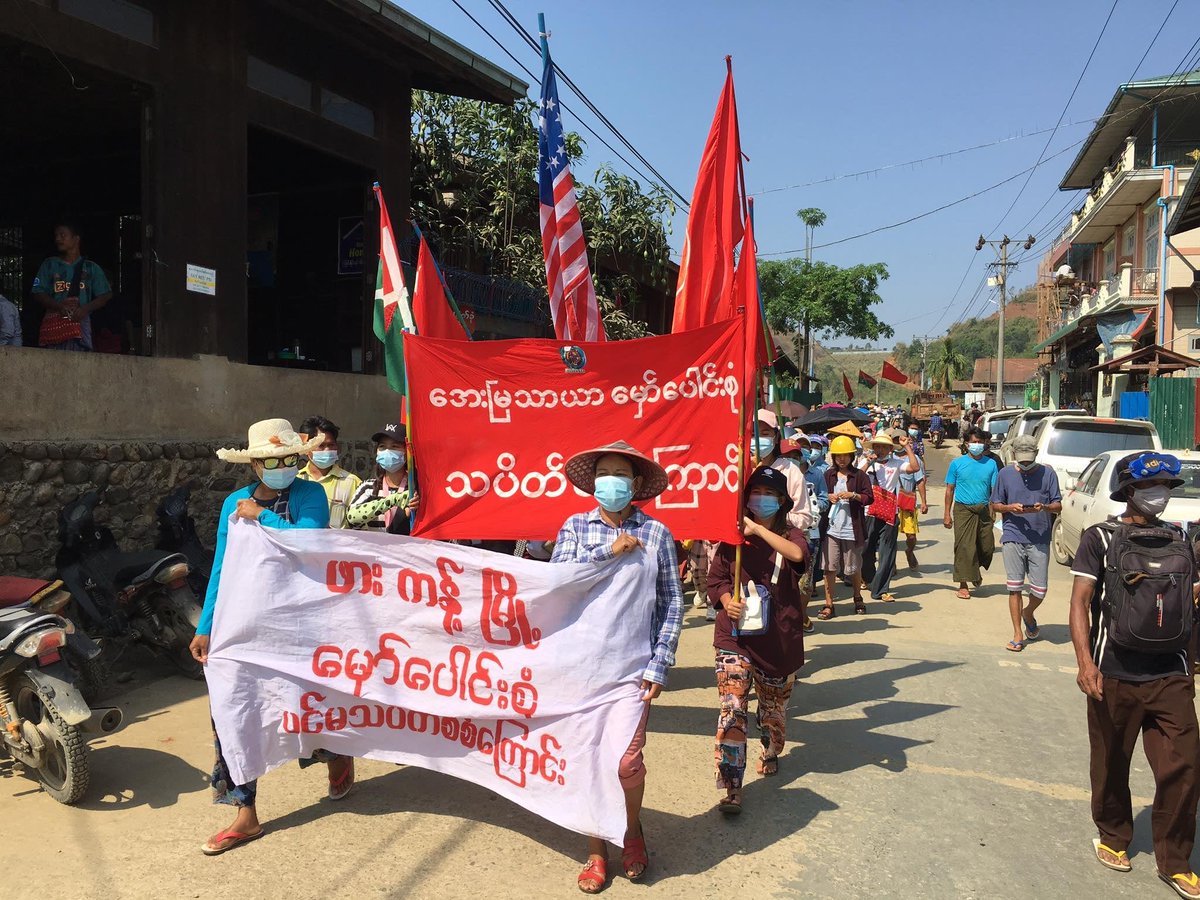 Anti-Coup Protesters in Hpa-Kant, Kachin State marched this morning in solidarity with the people of Mindat, Chin State.

#May16Coup #WhatsHappeningInMyanmar #MilkTeaAlliance