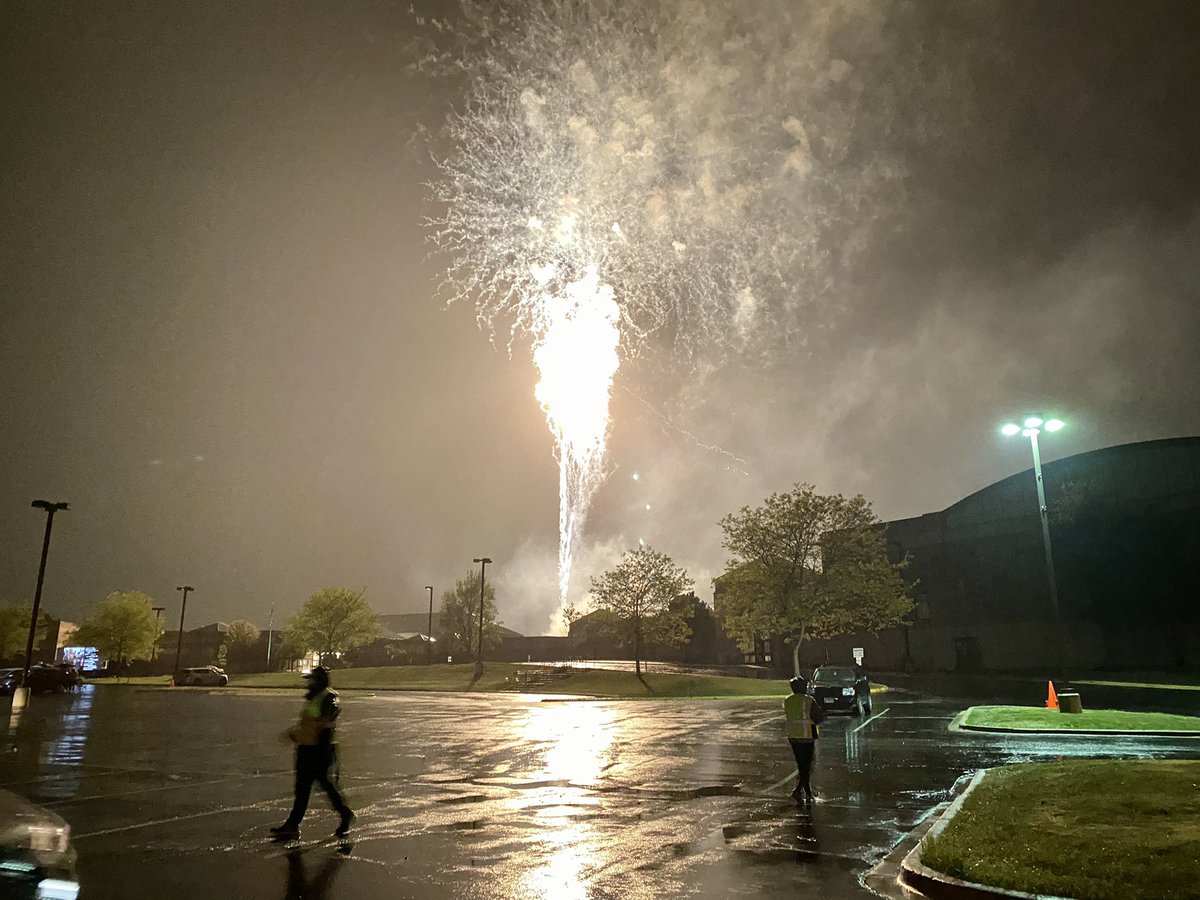 StCharlesNorth's tweet photo. Senior Movie Night was a great success! Thanks to all  who attended, and a big thanks to the Class of 2021 Celebration Committee members for planning another amazing event! https://t.co/tyjxYRo63g
