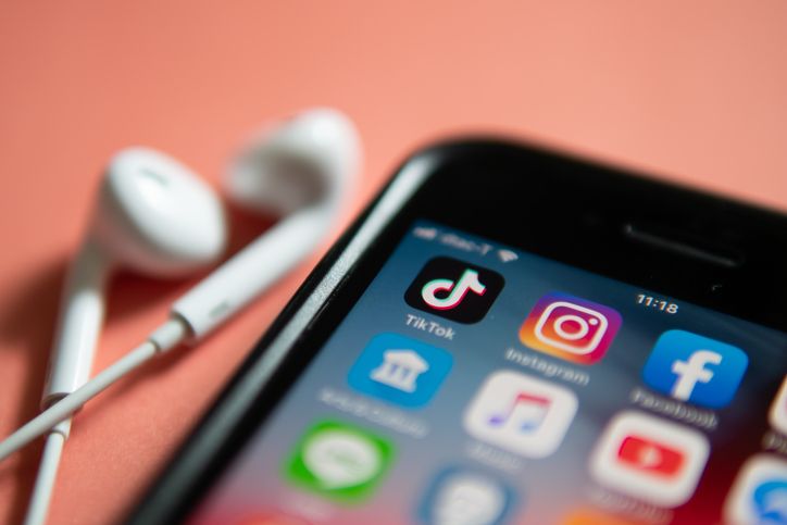 💡 Ce n’est une surprise pour personne : #TikTok est l’application la plus téléchargée en 2020 ! Mais  encore... Découvrez le 10 meilleures #applicationsmobiles 2020 👉 bit.ly/3aeX925