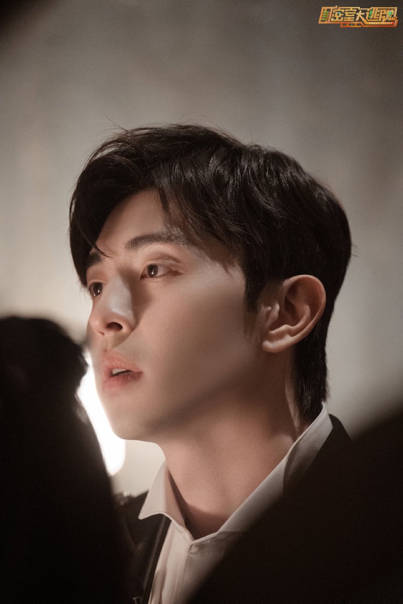 denghulin's tweet photo. 냉룬거
🧊

#덩룬 #denglun #邓伦 https://t.co/1BF5I0TyPh
