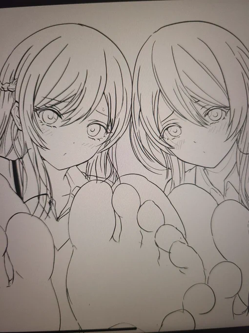なーちゃんと甜花ちゃん似てると思ってたけど描いてみたら別人すぎる 