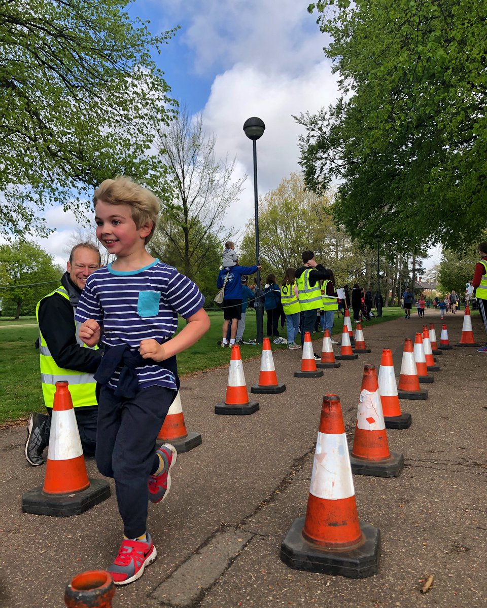 Big smiles all round is what we are all about! 😀😄😁👏🏻🌳 <a href="/parkrunUK/">parkrun UK</a> #parkrun #juniorparkrun #loveparkrun