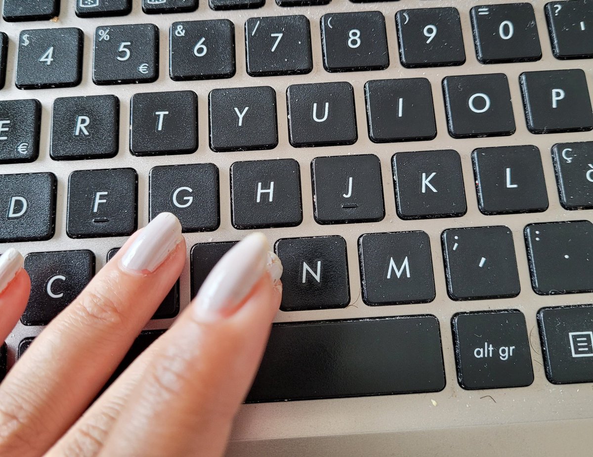 MariaD_Artdrops's tweet photo. Sunday morning's View. The only one I will need to get during the weekend until the EMA's deadline π€
#MAarthistory #finalessay #endofthemodule #openuniversityuk #Researchpaper @OU_FASS @OUstudents @oustudy https://t.co/ppeL9rOAq0