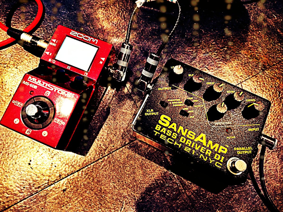 info_kuriyura's tweet photo. SansAmpのホンモノとモデリングとの比較。基本音はよーく似せられる。歪ませると別の音な感じ。使うための工夫次第といったところ。いろいろ試す価値あり。
#bassist #bassguitar #basseffector #ms60b #sansamp #tokyo https://t.co/GpHxXOKPbJ