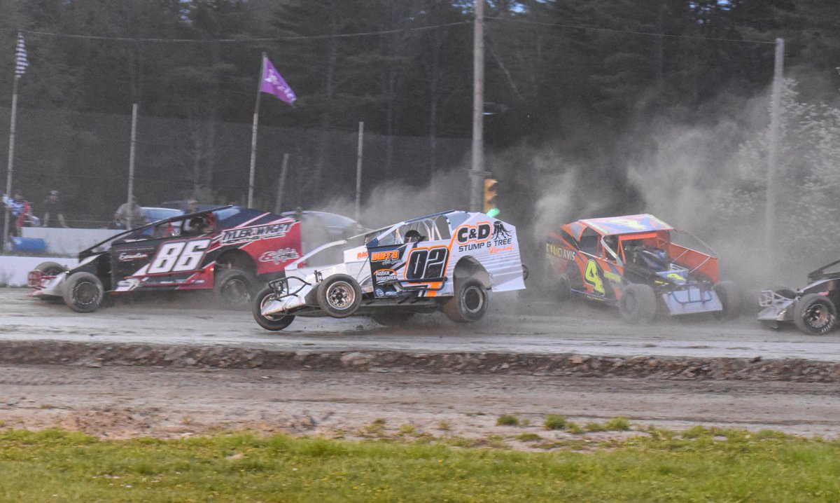 DIRTcarNE's tweet photo. #SportsmanMods | Bear Ridge Speedway makes history as Jason Gray, David Boisclair, and Jordan Fornwalt top DIRTcar Sportsman Modified East Region podium 

𝙍𝙀𝘼𝘿 𝙈𝙊𝙍𝙀 ⬇️

https://t.co/OVy7EGh8si https://t.co/9jrtFeTqa6