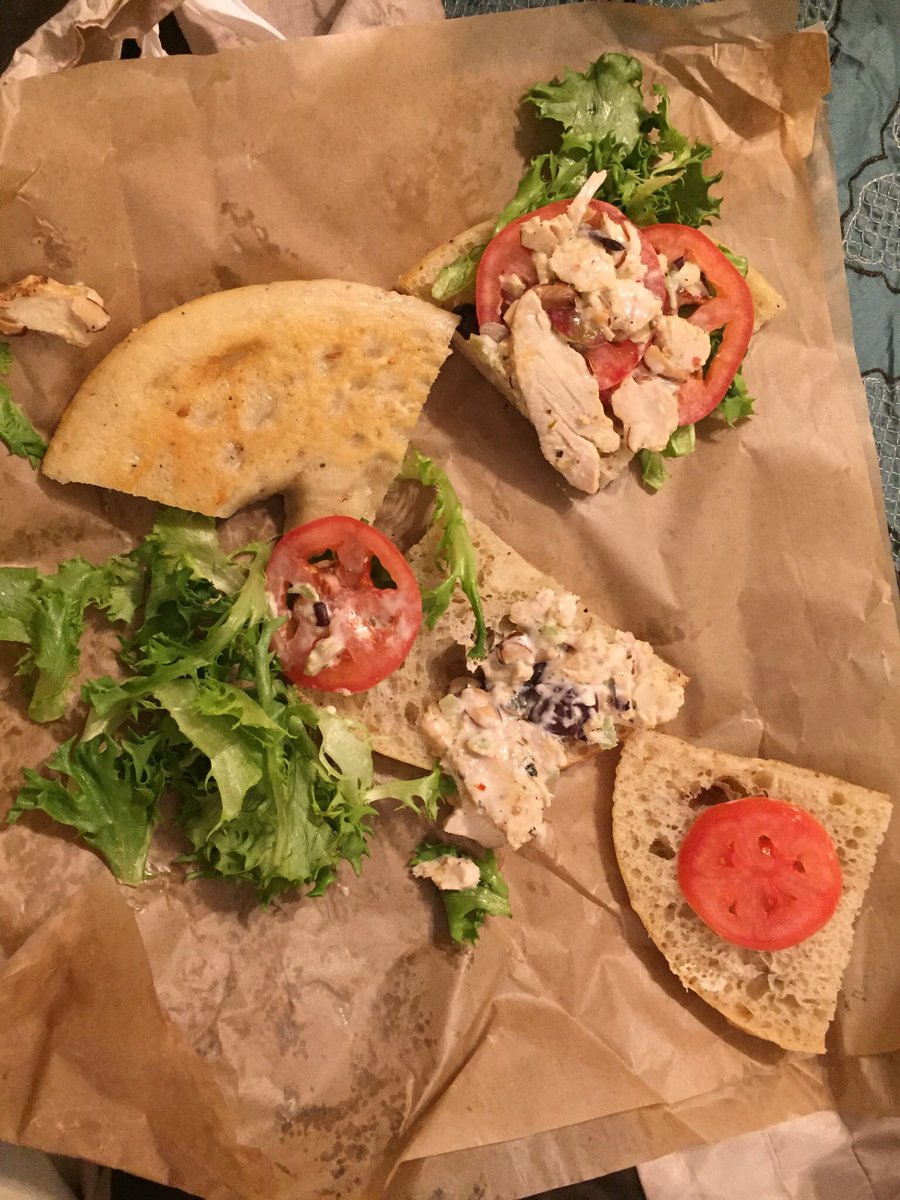 absltIyflawlash's tweet photo. @panerabread is this the typical amount of chicken you give in your “chicken salad” sandwich? That wouldn’t even be enough for a half, but that was meant to be a whole!!  You should be ashamed!! 
#paneraoldbridgenj  #shoppesatoldbridge @shoppesatoldbridge https://t.co/HoZ0UbsctT