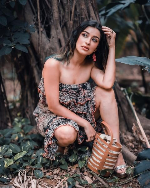 E1fMBZkVkAMzzVh?format=png&name=small