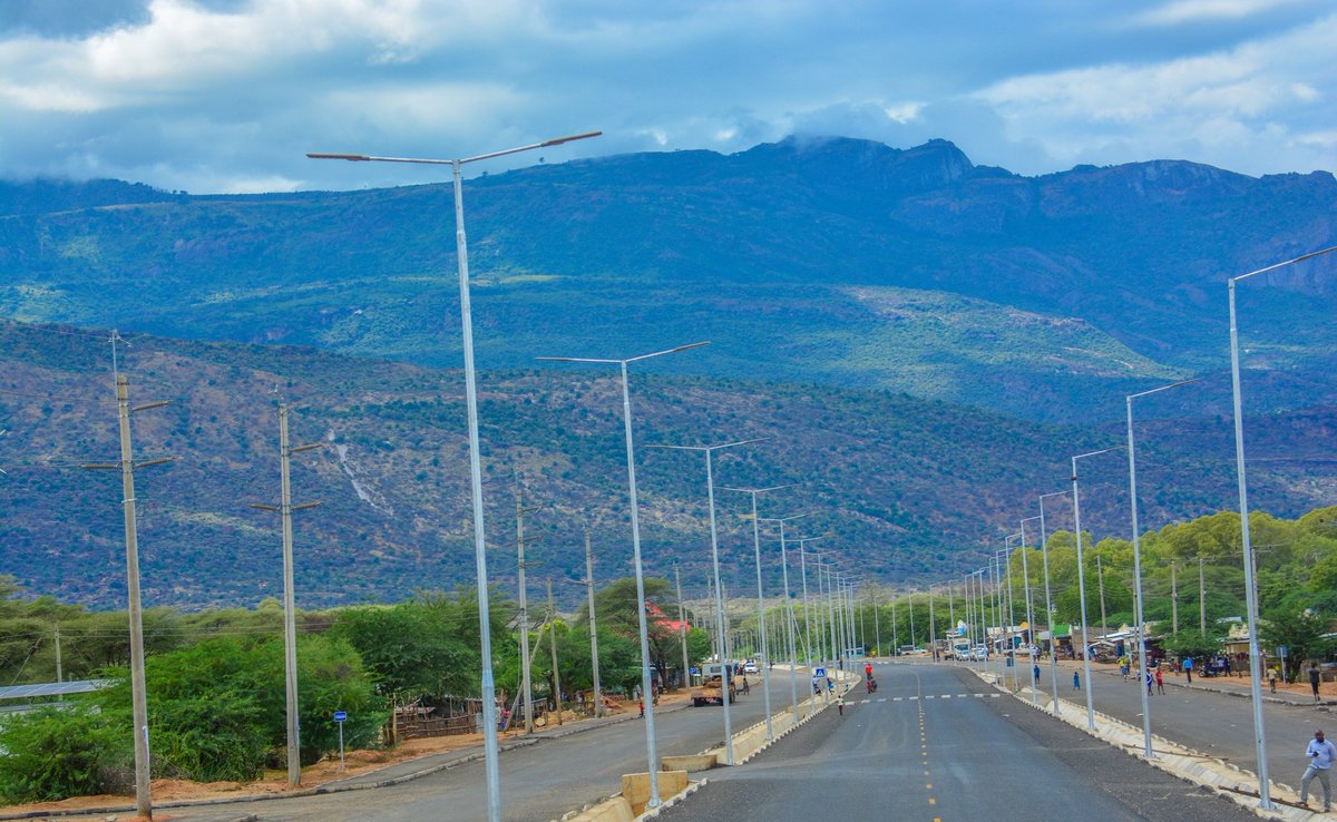 DamenVentures's tweet image. Turkana County is so beautiful  just look at the road an exemplary  work tour Turkana  with us #tembeaTurkana #ExploreTurkana #tembeakenya