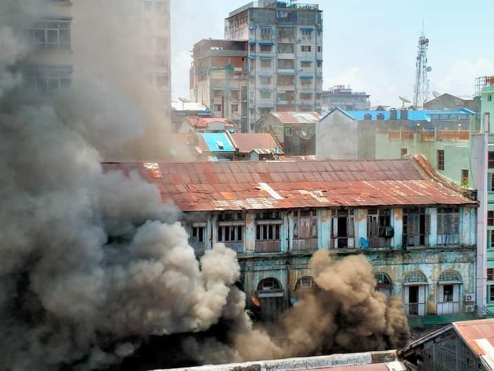 A fire broke out at Thein Gyi Market
#May16Coup
#HumansAreNotShields 
#WhatIsHappeningInMyanmar