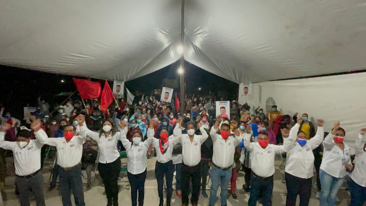 gerardocampos_t's tweet photo. Creo firmemente que juntos podremos lograr un cambio en #Tochtepec. Estamos formados por un equipo invencible y hoy en nuestra presentación en #Chipiltepec, dimos muestra de ello. ¡Vamos a ganar!

#Vota6DeJunio 
#GerardoCampos 
#UnidosYComprometidosPorTi https://t.co/SIzIwExoa5