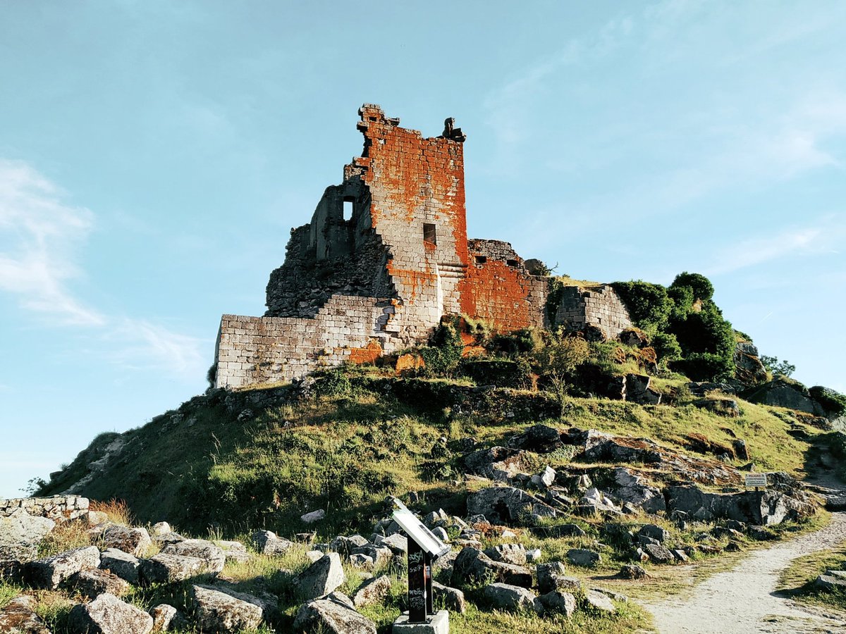 Castillo de Trevejo,
Sierra de Gata, Trevejo, Cáceres.
¡Paraíso rural!