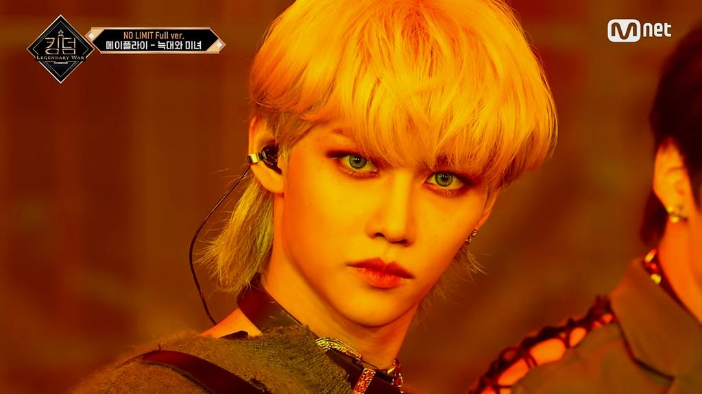 кто я?... что я?... зачем я в мире?... tweet media