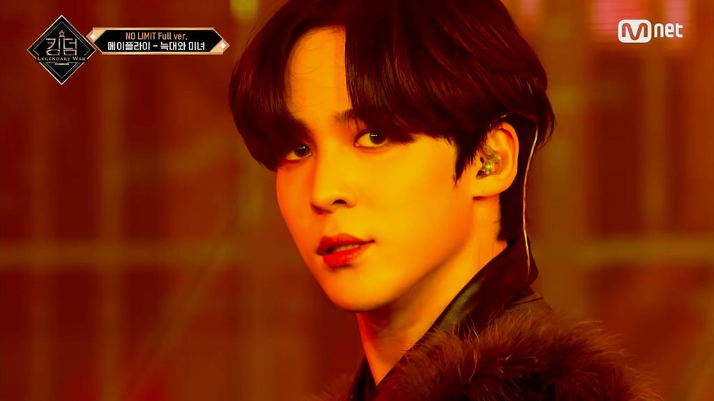 кто я?... что я?... зачем я в мире?... tweet media