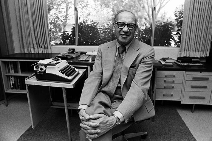 Why Peter Drucker Is The Albert Einstein Of Management: buff.ly/3tuV3AY