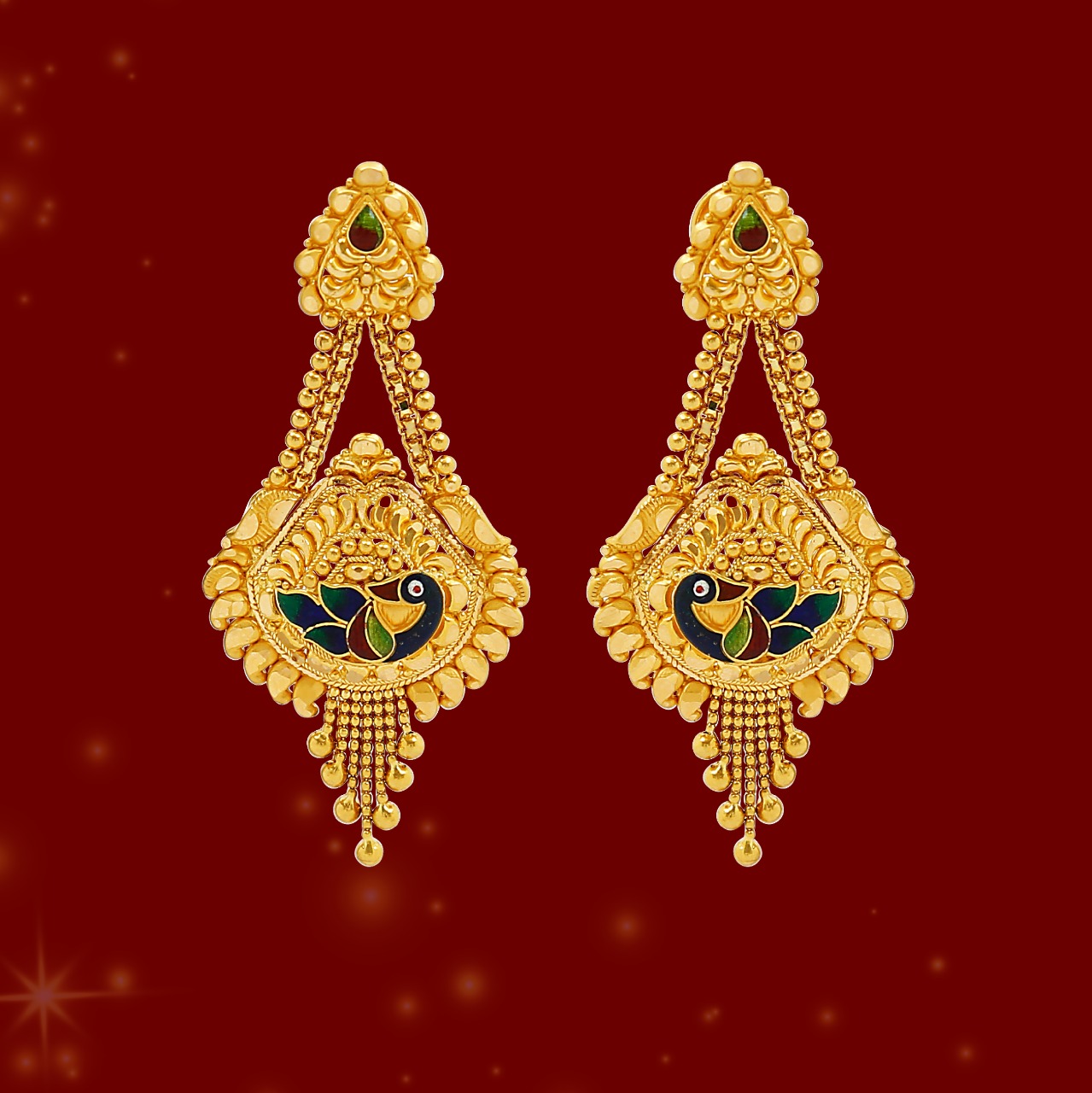 GRT JEWELLERS on X Earrings in a design that s been passed down through generations of craftsmen to give you a token of your heritage. Indicative Cost Rs. 42 000 Indicative Weight 8 Grams