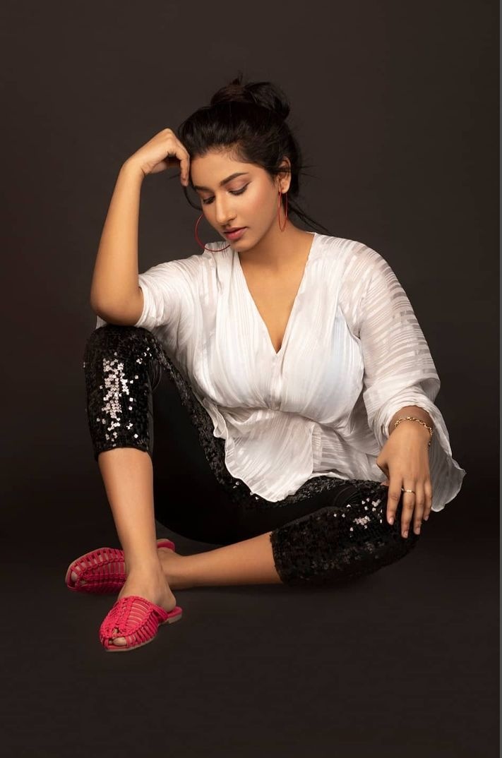 E1fZixqVUAMgpJF?format=jpg&name=medium